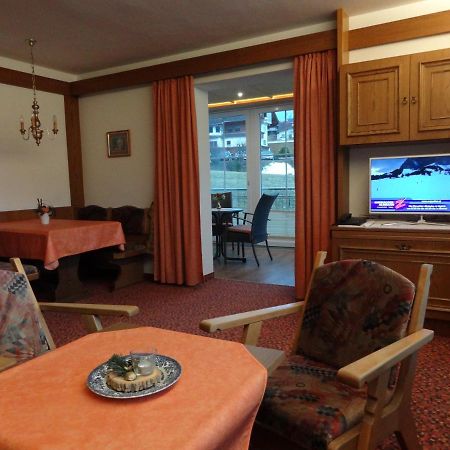 Appartements Loisachpromenade Ehrwald Buitenkant foto