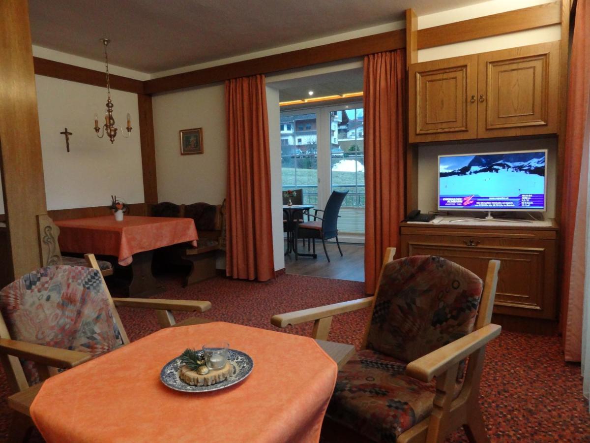Appartements Loisachpromenade Ehrwald Buitenkant foto