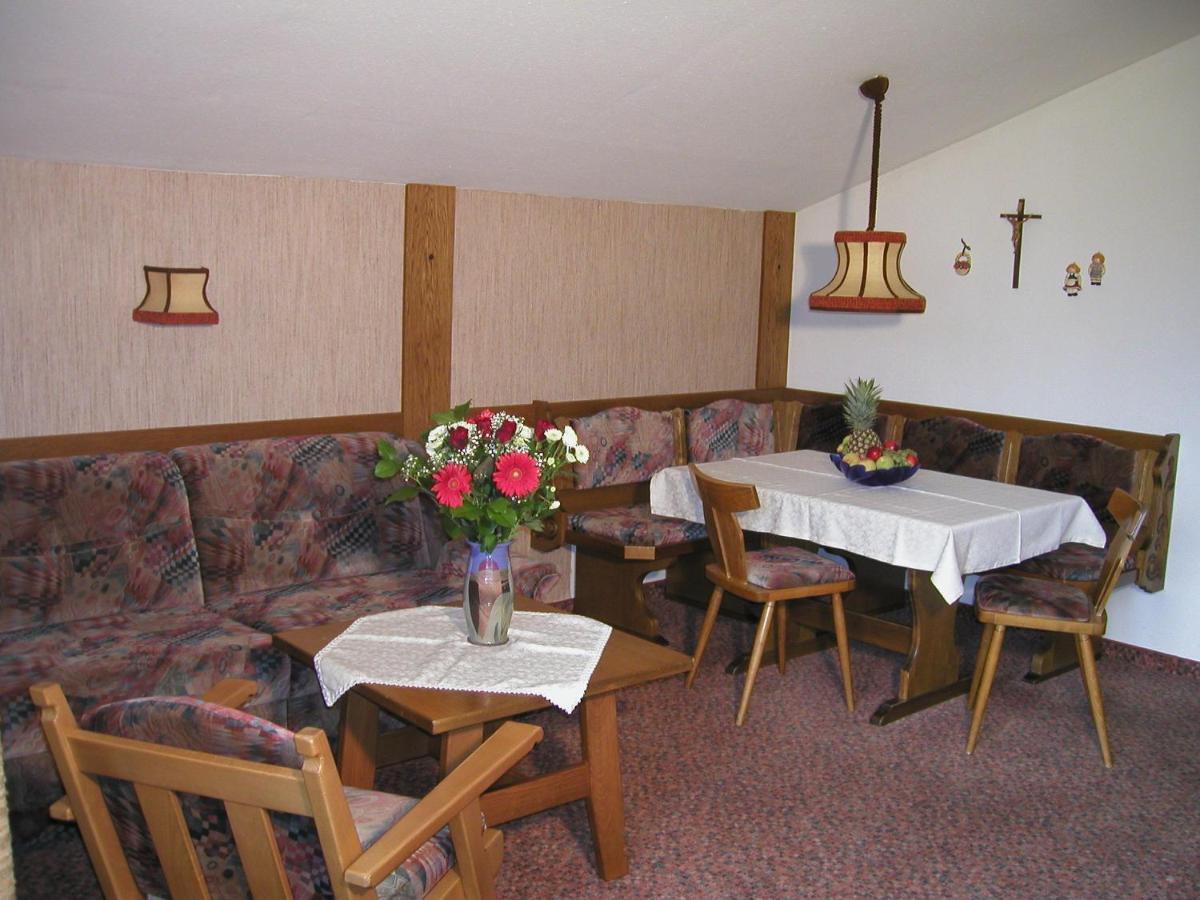 Appartements Loisachpromenade Ehrwald Buitenkant foto