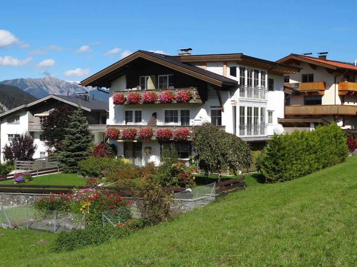Appartements Loisachpromenade Ehrwald Buitenkant foto