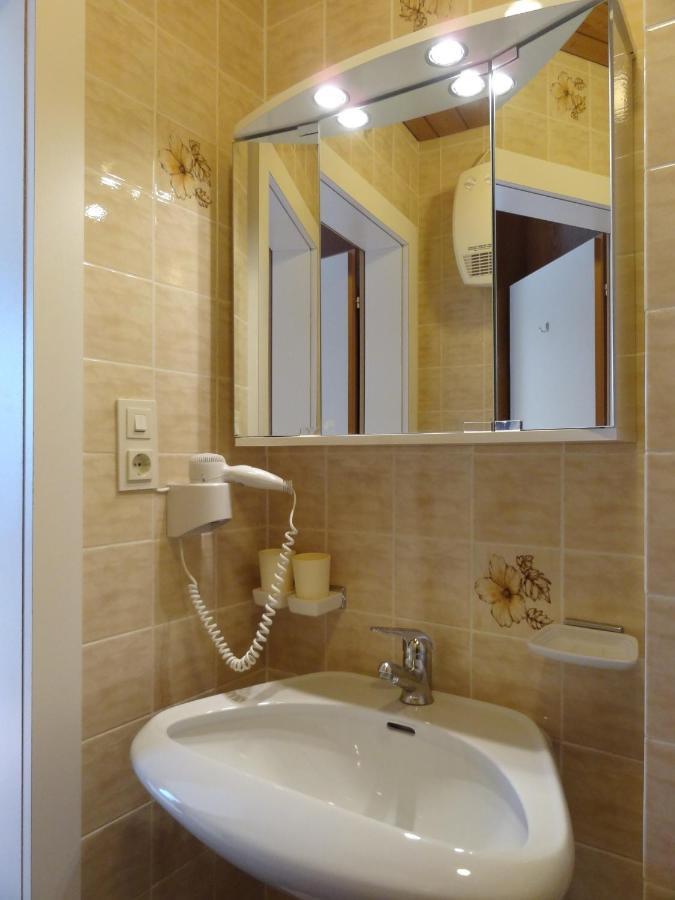 Appartements Loisachpromenade Ehrwald Buitenkant foto