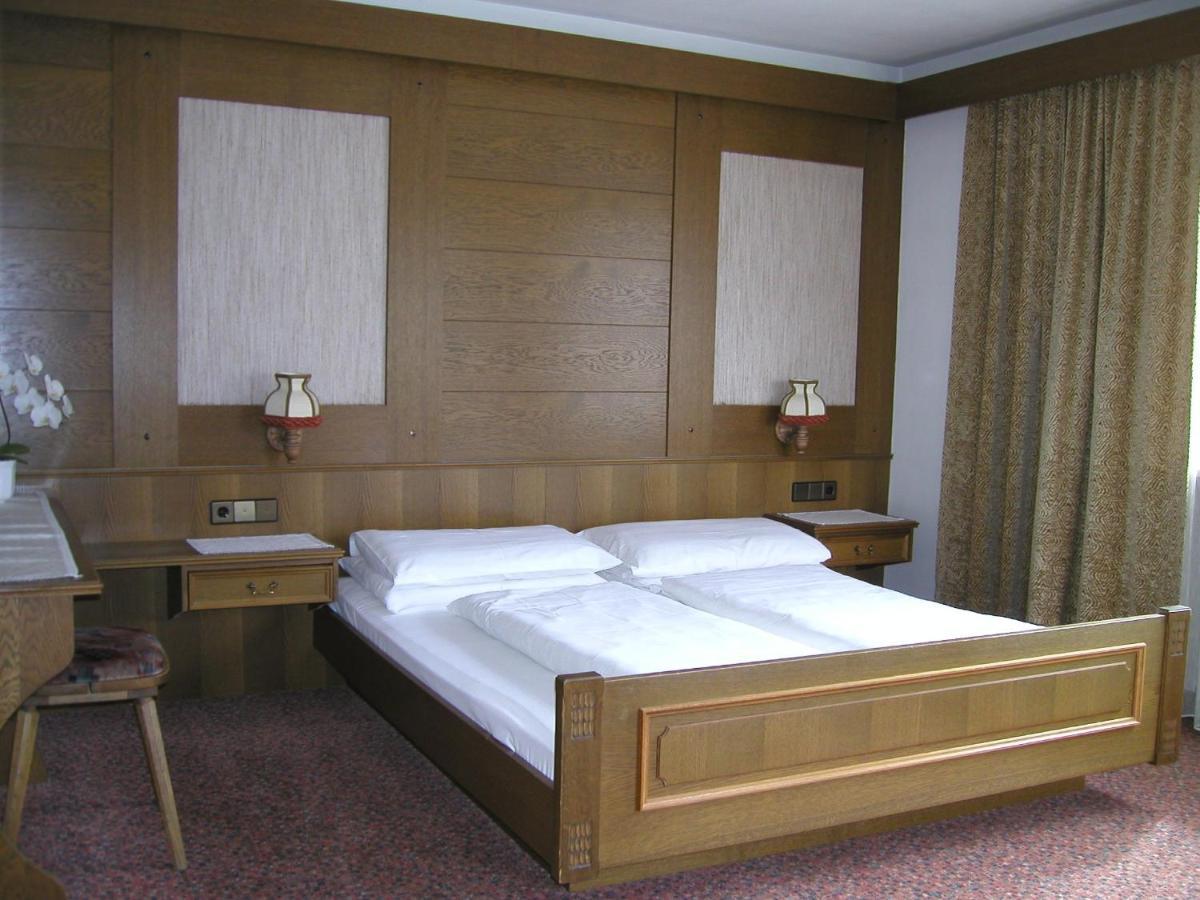 Appartements Loisachpromenade Ehrwald Buitenkant foto