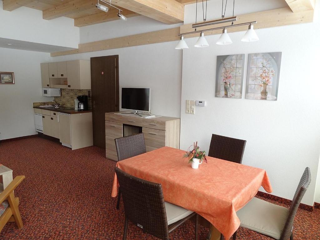 Appartements Loisachpromenade Ehrwald Buitenkant foto